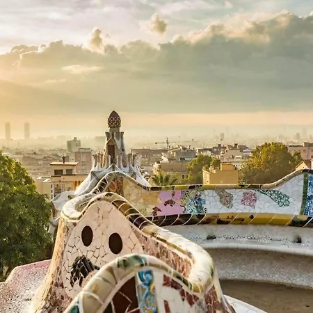 Park Guell Gaudi 2 Bedroom Apartment * Barcelona