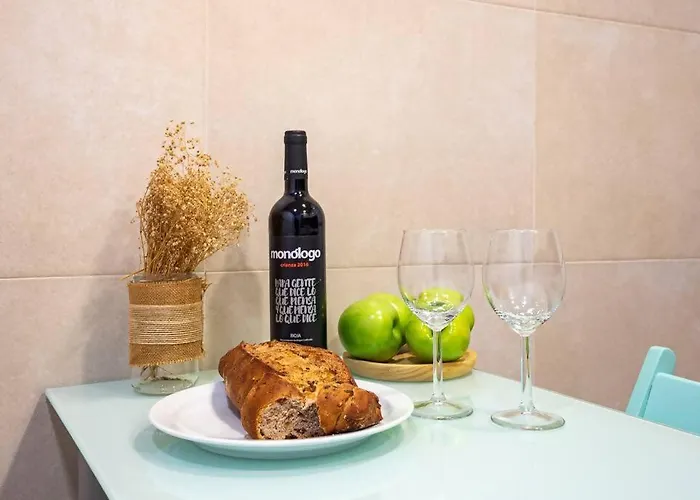 Park Guell Gaudi | 2 Bedroom Apartment Апартаменты Барселона