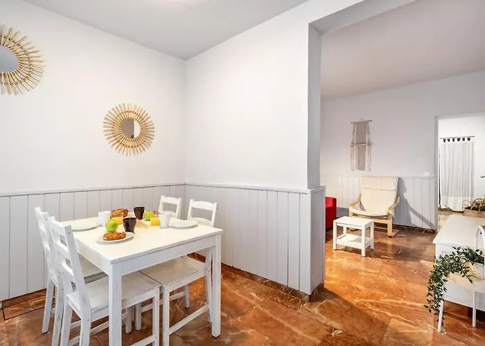 Park Guell Gaudi | 2 Bedroom Apartment Барселона